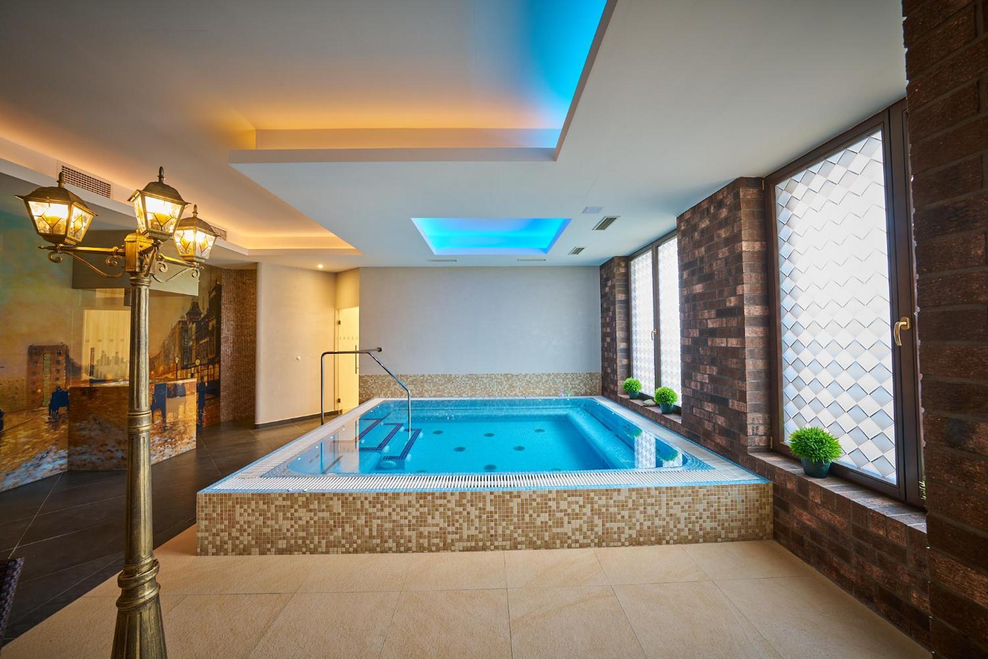 Wellness Hotel Queens Marianske Lazne Exterior photo
